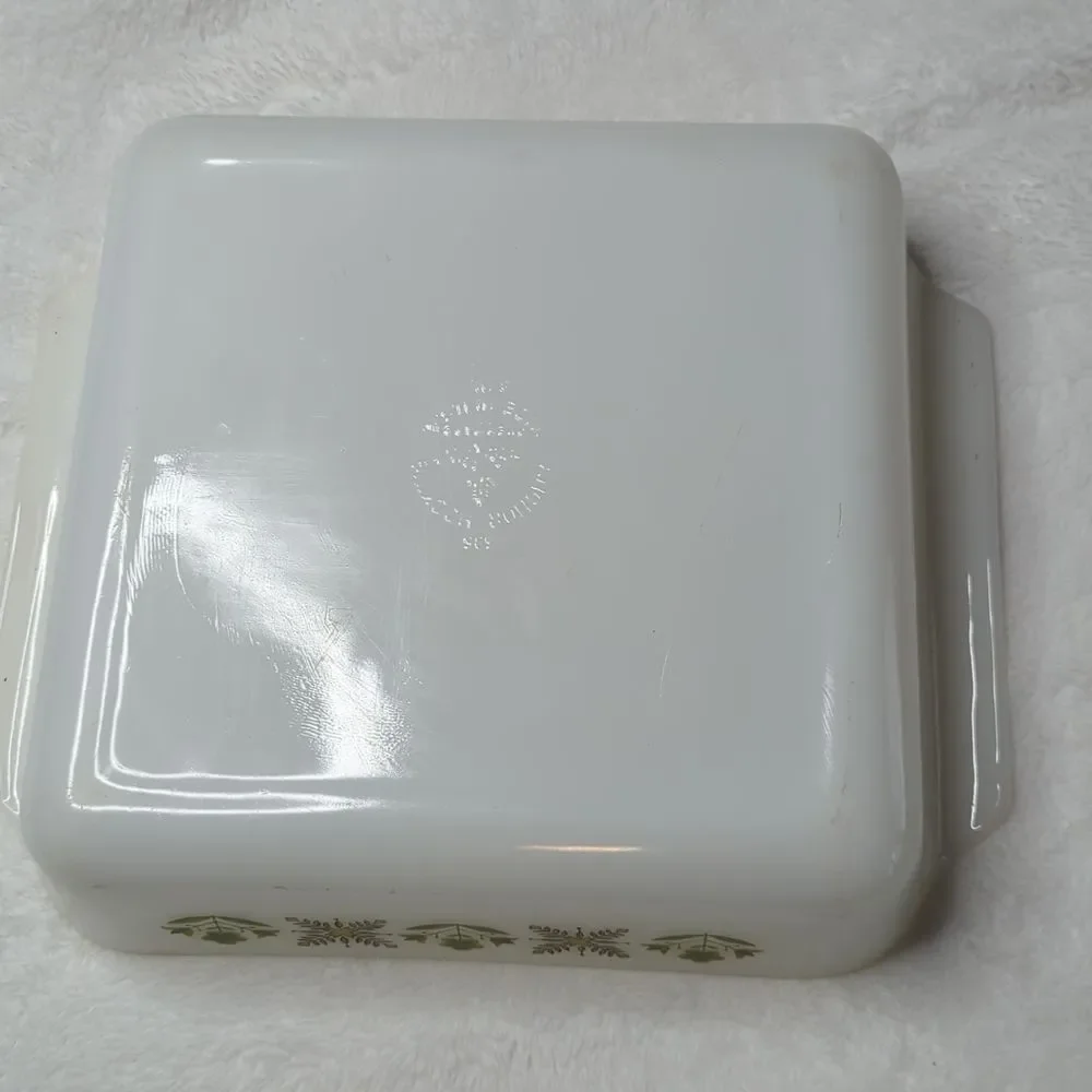 Anchor Hocking Fire-King Made in the USA baking dish 8
